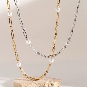18 k gold plated faux Pearl paperclip Necklace